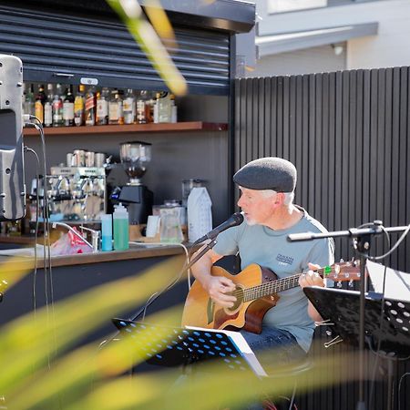 Anglesea Riverside Motel エクステリア 写真